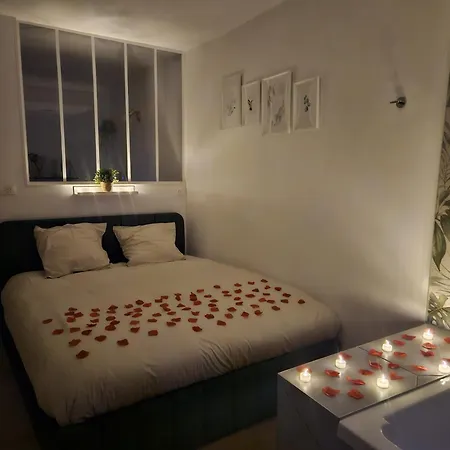 Suite Romantique Tropicale Vienne  Exterior photo
